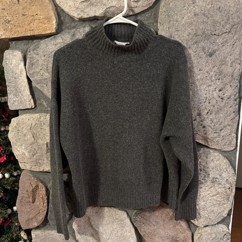 For The Republic Charcoal Soft Knit Wool Blend Turtleneck Sweater small petite - Picture 1 of 5